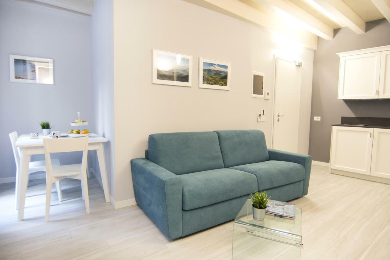 La Quadra Suites - Central Apartments In Iseo With Daily Housekeeping Eksteriør billede